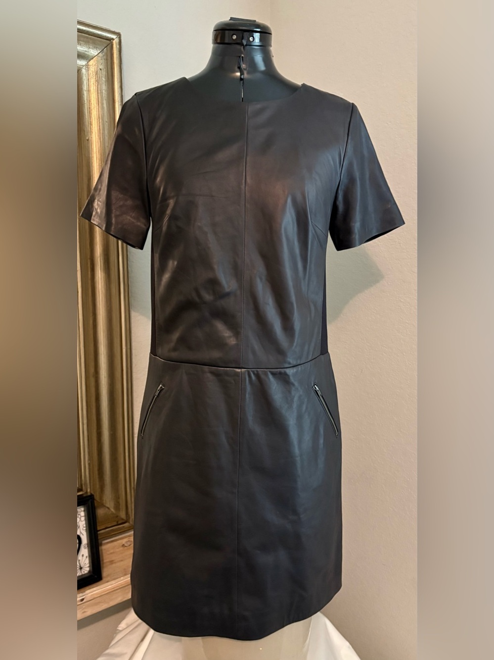 Halogen XS 100% Leather Black Shift Dress Short Sleeve Zip Pocket Career. - Picture 3 of 8